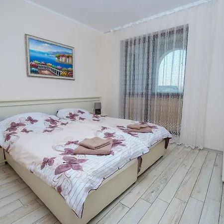 Aparthotel In Complex Poseidon Nesebar